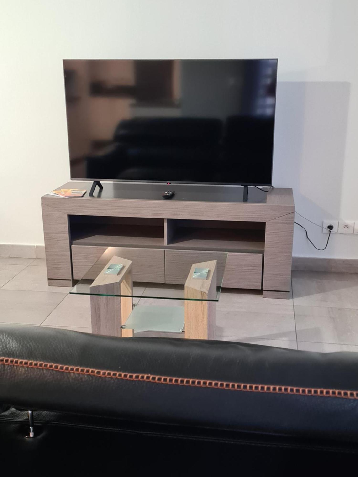 Appartement De Standing Au Centre De 沙西约 外观 照片