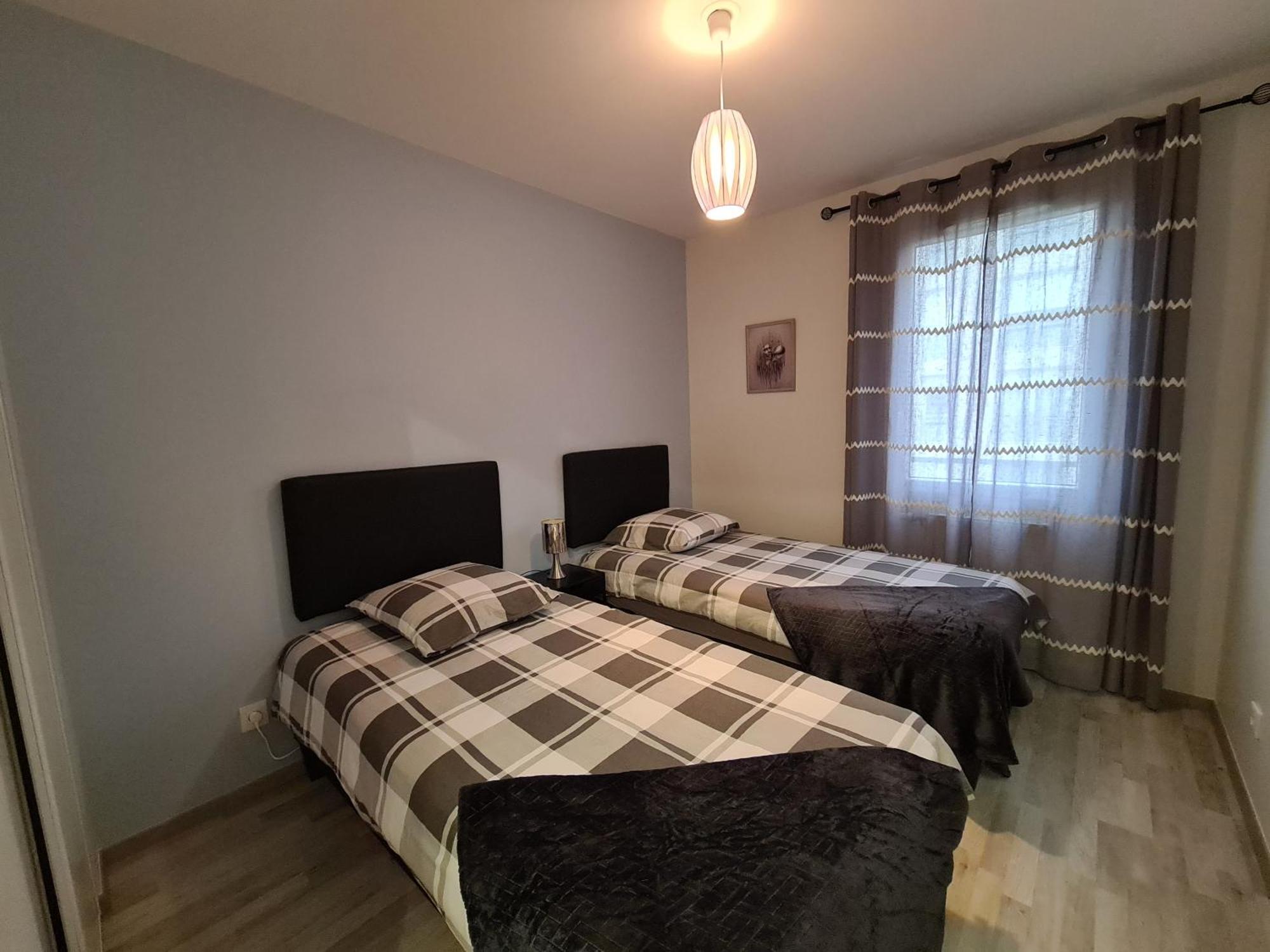 Appartement De Standing Au Centre De 沙西约 外观 照片
